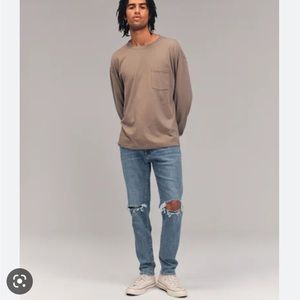 Abercrombie & Fitch distressed jeans 32